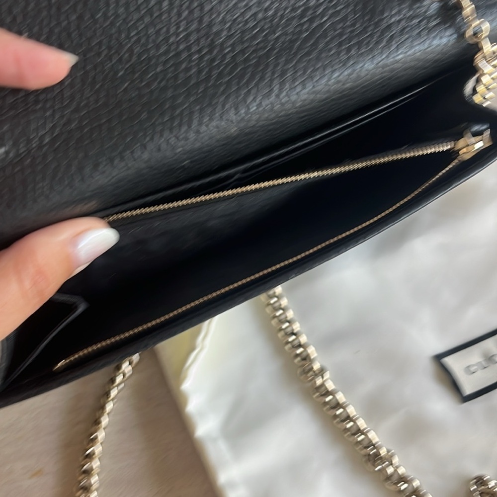 Gucci Crossbody- Soho Collection wallet on a chain - Picture 10 of 10